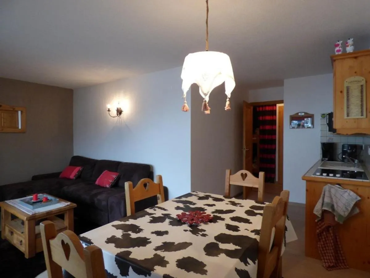Appartement Le Grand-Bornand, 2 pièces, 6 personnes - FR-1-458-142